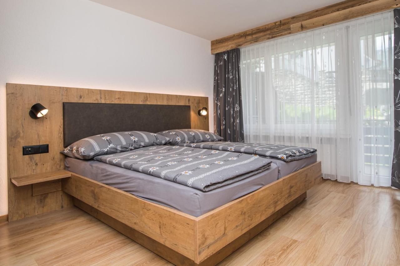 Haus Floralp Apartment Zermatt Ngoại thất bức ảnh