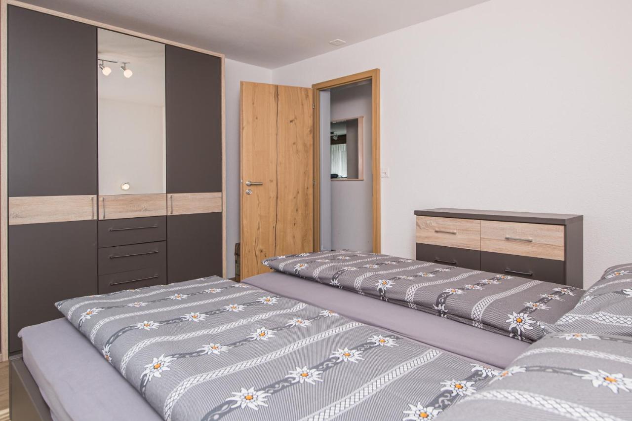 Haus Floralp Apartment Zermatt Ngoại thất bức ảnh