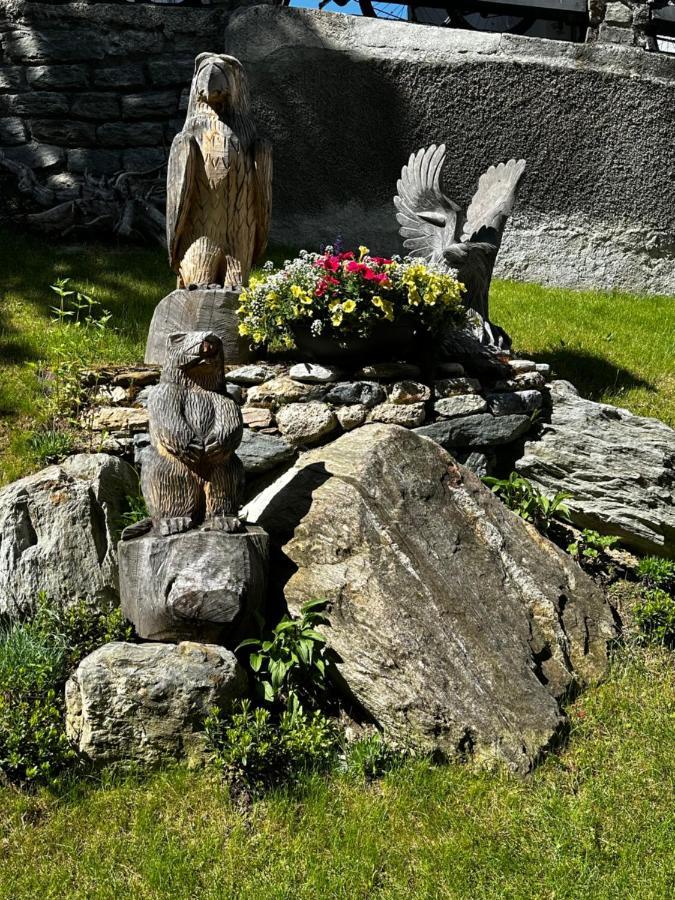 Haus Floralp Apartment Zermatt Ngoại thất bức ảnh
